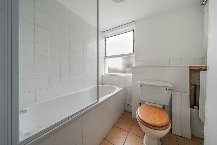 2 Bedroom Semi-Detached House For Sale In Addison Road, Guildford, GU1