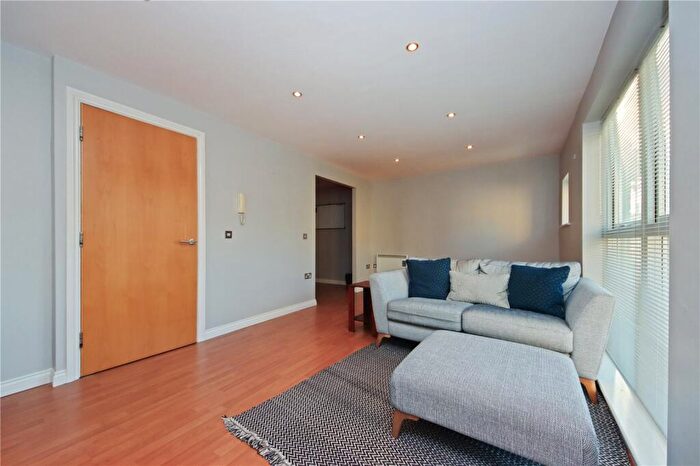 2 Bedroom Flat To Rent In Curzon Place, Gateshead Quays, Gateshead, NE8