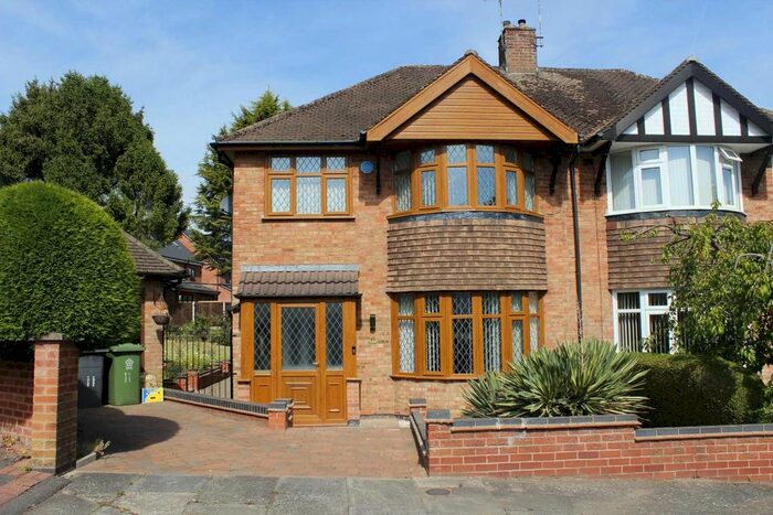 3 Bedroom Semi-Detached House To Rent In Brent Knowle Gardens, Leicester, LE5