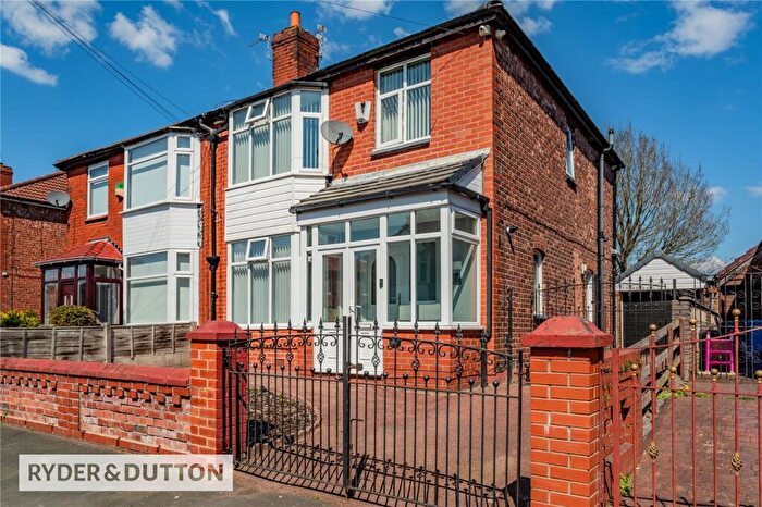 3 Bedroom Semi Detached House For Sale In Coldstream Avenue, Blackley, Manchester, M9