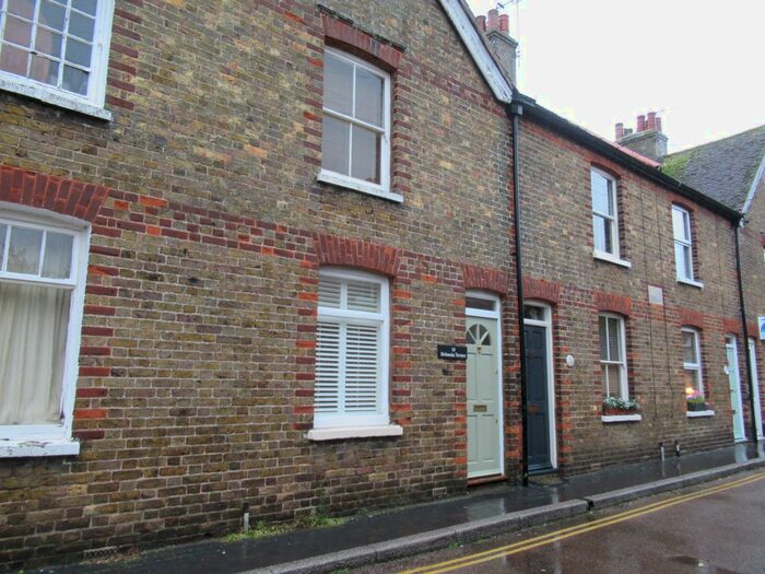 2 Bedroom Town House To Rent In Britannia Terrace, School Road, Sandwich, CT13