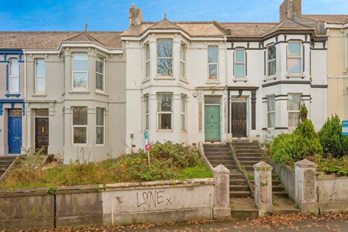 2 Bedroom Flat For Sale In Alexandra Road, Mutley, Plymouth, Devon, PL4