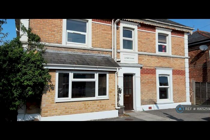 1 Bedroom Flat To Rent In Latimer House, Bournemouth, BH9