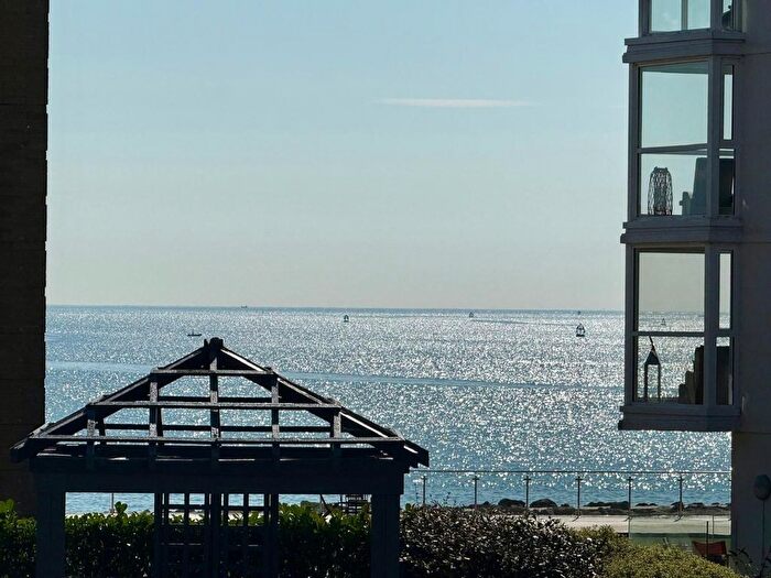 2 Bedroom Flat For Sale In Showboat - Banks Road, Sandbanks, BH13