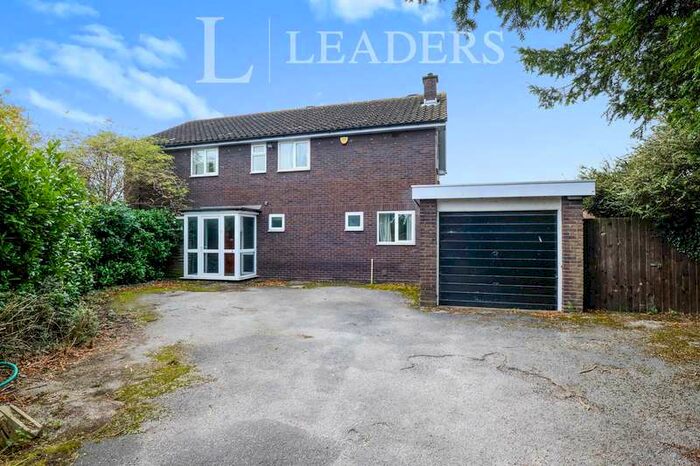 4 Bedroom Detached House To Rent In Lanchester Way, B36