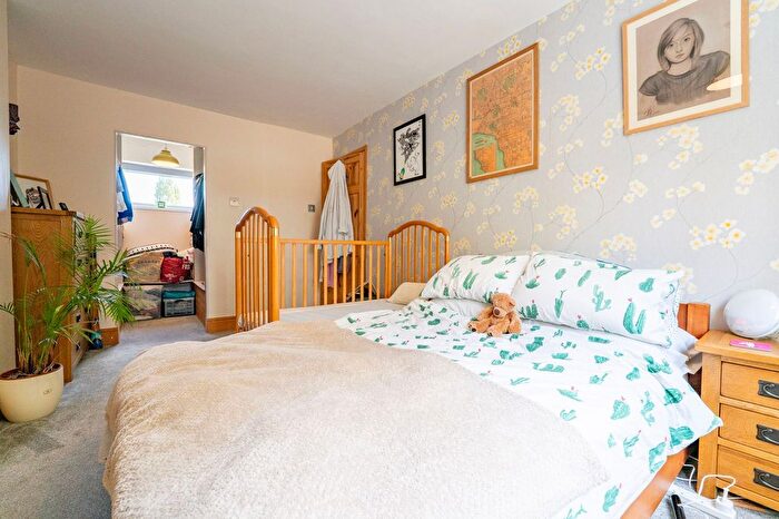 3 Bedroom Terraced House For Sale In Pearson Avenue, Beeston, NG9