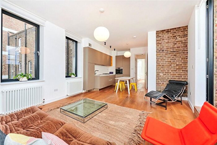 2 Bedroom Flat To Rent In Jamestown Road, Lockhouse, NW1