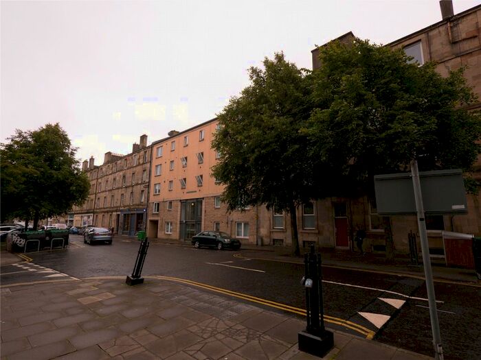 1 Bedroom Flat To Rent In Albert Street, Edinburgh, EH7