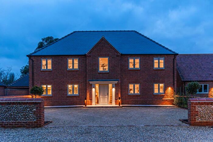 4 Bedroom Detached House For Sale In Chain Free In Kettlestone, Discover The Farmhouse, NR21