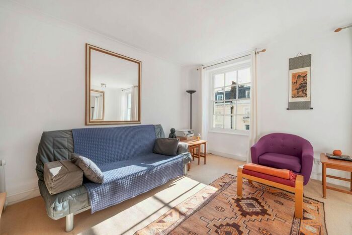 2 Bedroom Flat To Rent In Gloucester Street, Pimlico, London, SW1V