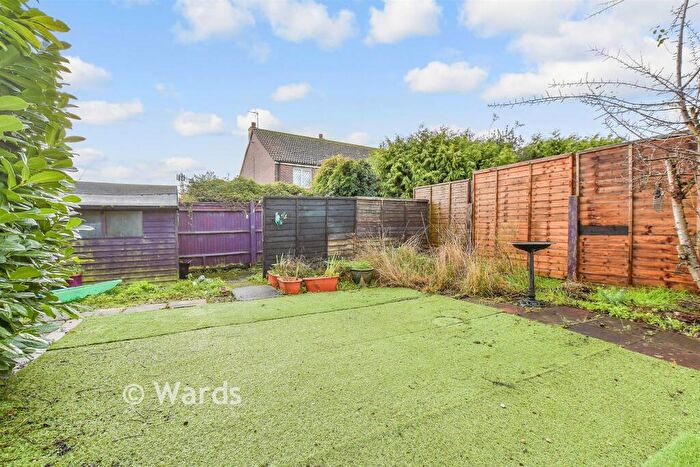 1 Bedroom Terraced Bungalow For Sale In Sutherland Close, Hythe, Kent, CT21