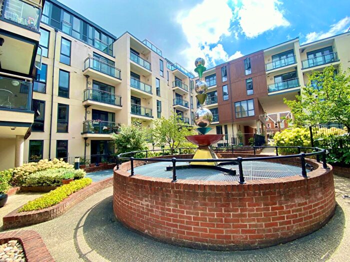 2 Bedroom Apartment To Rent In The Bars, Guildford, GU1