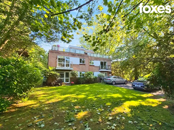 2 Bedroom Apartment To Rent In Wellington Road, Bournemouth, Dorset, BH8