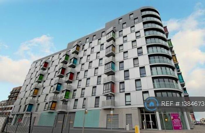 1 Bedroom Flat To Rent In Hunsaker, Reading, RG1