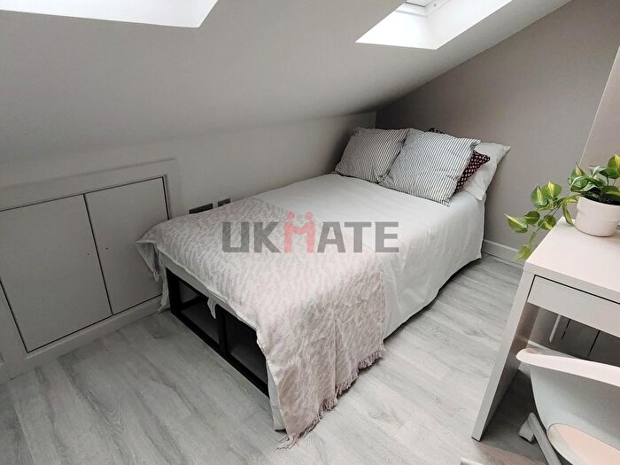 1 Bedroom Property To Rent In Villiers Road, Kingston Upon Thames, KT1