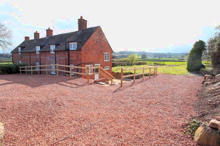 3 Bedroom Semi-Detached House To Rent In Upper Farmcote, Bridgnorth, WV15