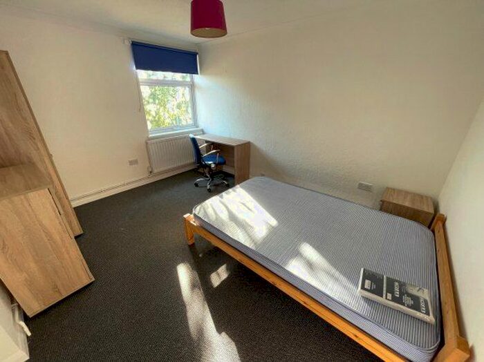 3 Bedroom Terraced House To Rent In Sandhurst Close, Canterbury, Kent, CT2