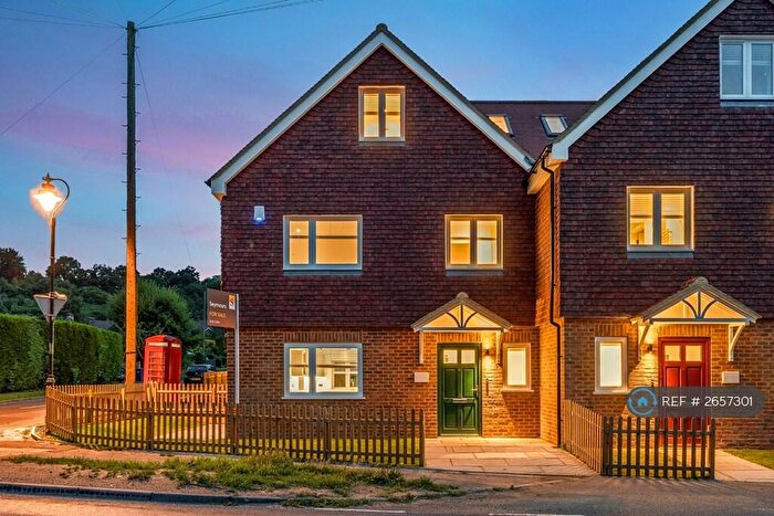 3 Bedroom End Of Terrace House To Rent In Redwood, Guildford, GU5