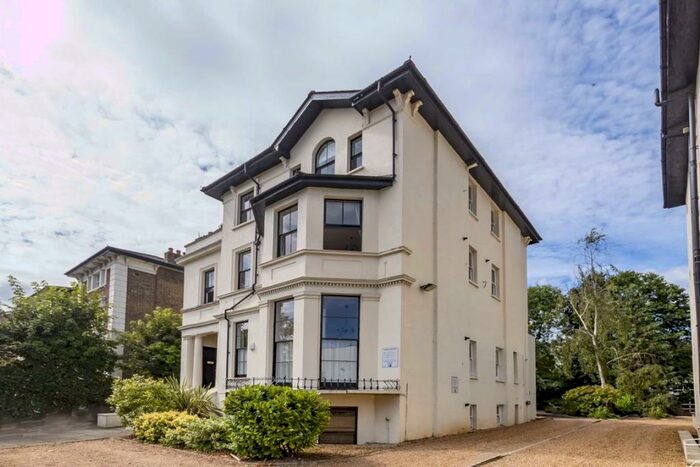 1 Bedroom Flat To Rent In Ewell Road, Surbiton, KT6