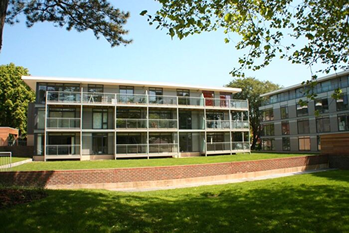 1 Bedroom Flat To Rent In Newsom Place, Manor Road, St Albans, AL1