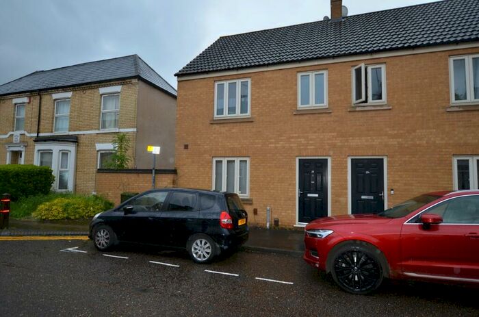 3 Bedroom Town House To Rent In Monument Street, Peterborough, PE1