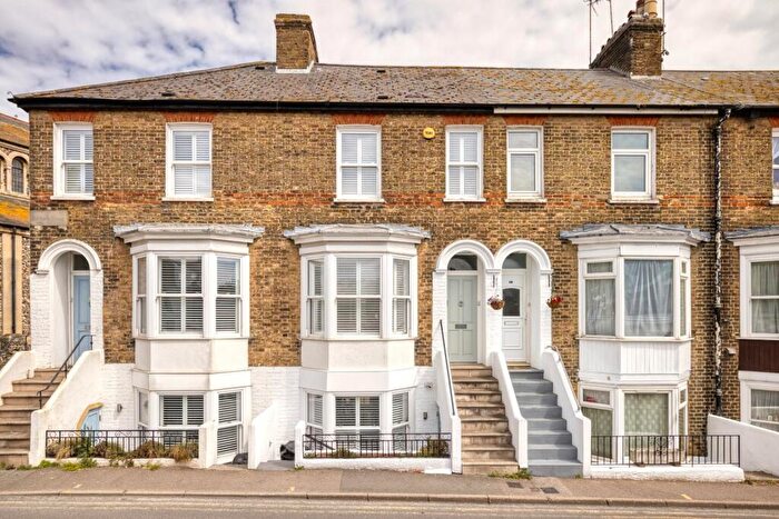 4 Bedroom Terraced House For Sale In Albion Street, Broadstairs, Kent, CT10