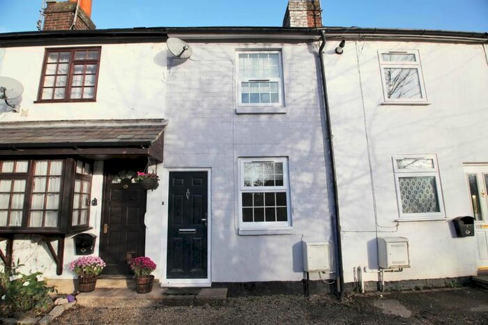 2 Bedroom Terraced House To Rent In Crane Wharf, Reading, Berkshire, RG1