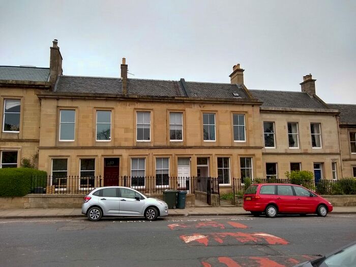 5 Bedroom Terraced House To Rent In Bellevue Place, Edinburgh, EH7