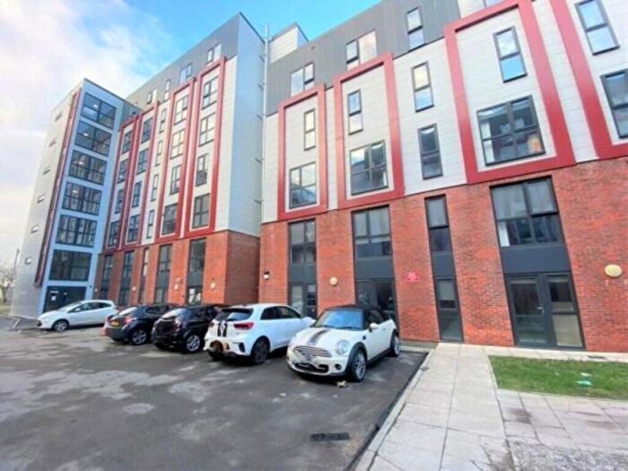 3 Bedroom Apartment For Sale In Fox Street, Town Centre, Liverpool, Merseyside, L3