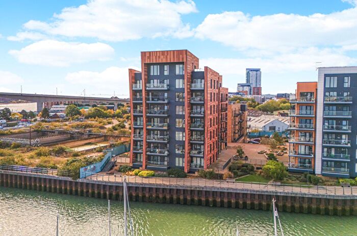 1 Bedroom Flat For Sale In Thomas Blake Avenue, Southampton, Hampshire, SO14