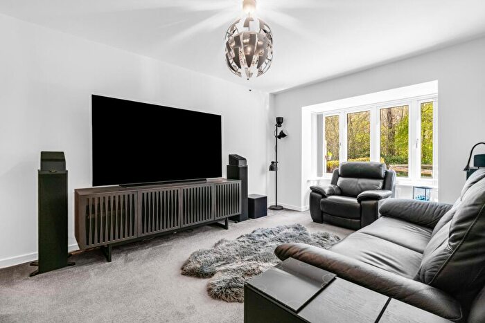 4 Bedroom Detached House For Sale In Victoria Close, Welwyn Garden City, Hertfordshire, AL7