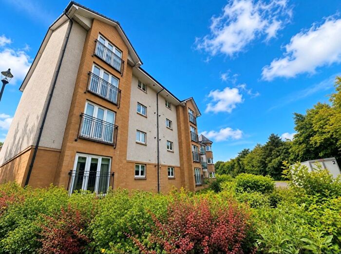 2 Bedroom Flat To Rent In Gullion Park, Glasgow, G74