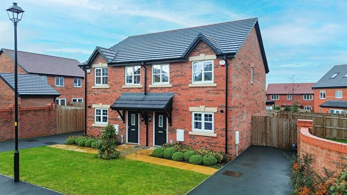 3 Bedroom Semi Detached House For Sale In Benvarden Gardens, Grappenhall Heys, Warrington, WA4