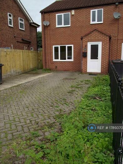 3 Bedroom End Of Terrace House To Rent In Lanethorpe Crescent, Darlington, DL1