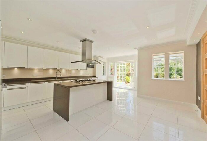 7 Bedroom Detached House To Rent In Kingsley Way, Hampstead Garden Suburb, London, N2