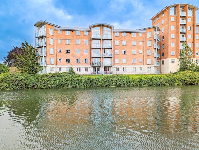 2 Bedroom Flat To Rent In Lion Court, Henry Bird Way, Southbridge, Northampton, NN4