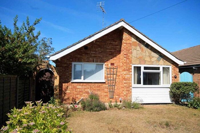 2 Bedroom Bungalow For Sale In Shirley Court, West Clacton, CO15
