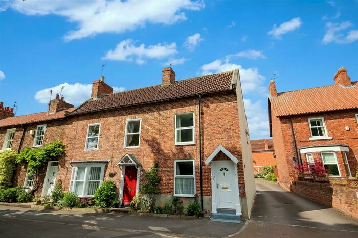 2 Bedroom Semi-Detached House To Rent In The Green, Hurworth, Darlington, DL2