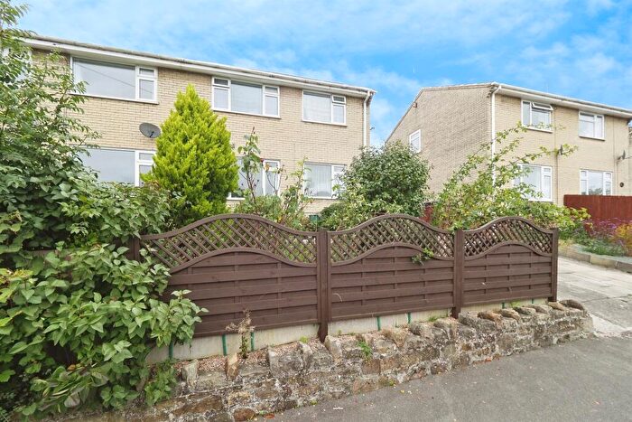 2 Bedroom Semi Detached House For Sale In Hurst Rise, Matlock, DE4