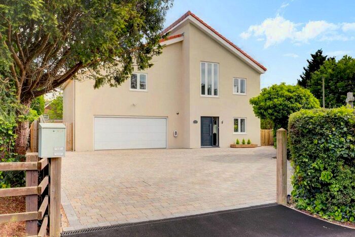 5 Bedroom Detached House For Sale In Broad Street, Hartpury, Gloucestershire, GL19