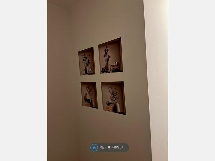 1 Bedroom Flat To Rent In Coniston House, New Malden, KT3