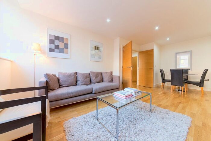 2 Bedroom Flat To Rent In Romney House, Marsham Street, London, SW1P