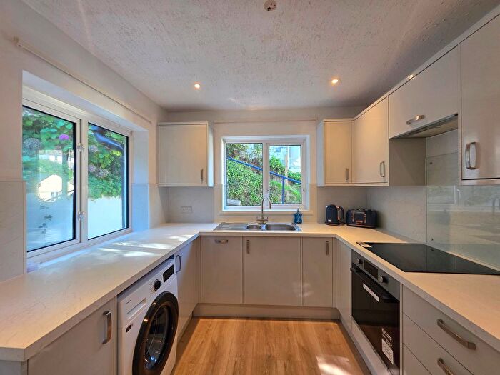 2 Bedroom Bungalow To Rent In Ferndale, Dartmouth, TQ6