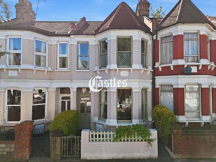 3 Bedroom Terraced House For Sale In Dongola Road, Tottenham, N17