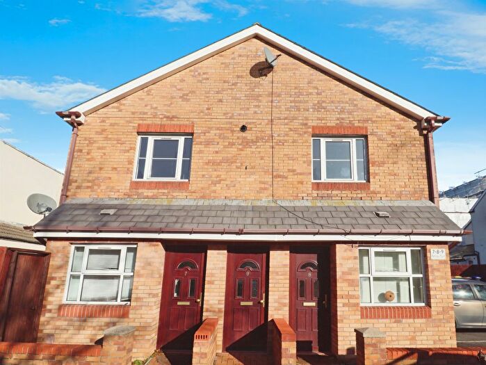 2 Bedroom Maisonette For Sale In Partridge Road, Cardiff, CF24