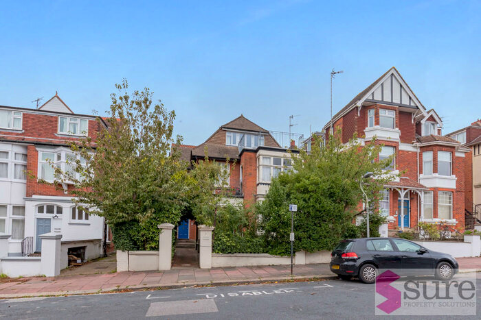 2 Bedroom Apartment To Rent In Knoyle Road, Preston Park, Brighton, BN1