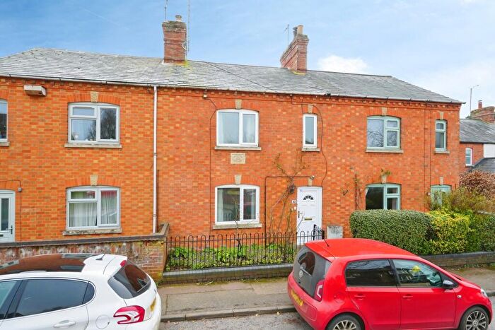 3 Bedroom Terraced House For Sale In Richmond Street, Kings Sutton, Banbury, Northamptonshire, OX17