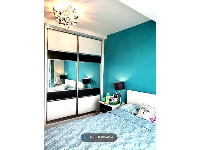 4 Bedroom End Of Terrace House To Rent In Cranesbill Close, Cambridge, CB4