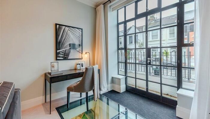 2 Bedroom Terraced House To Rent In Palace Whalf, Rainville Road, Fulham, W6