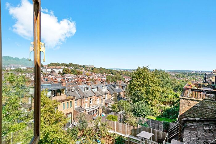 1 Bedroom Flat To Rent In Woodland Gardens, Muswell Hill, London, N10